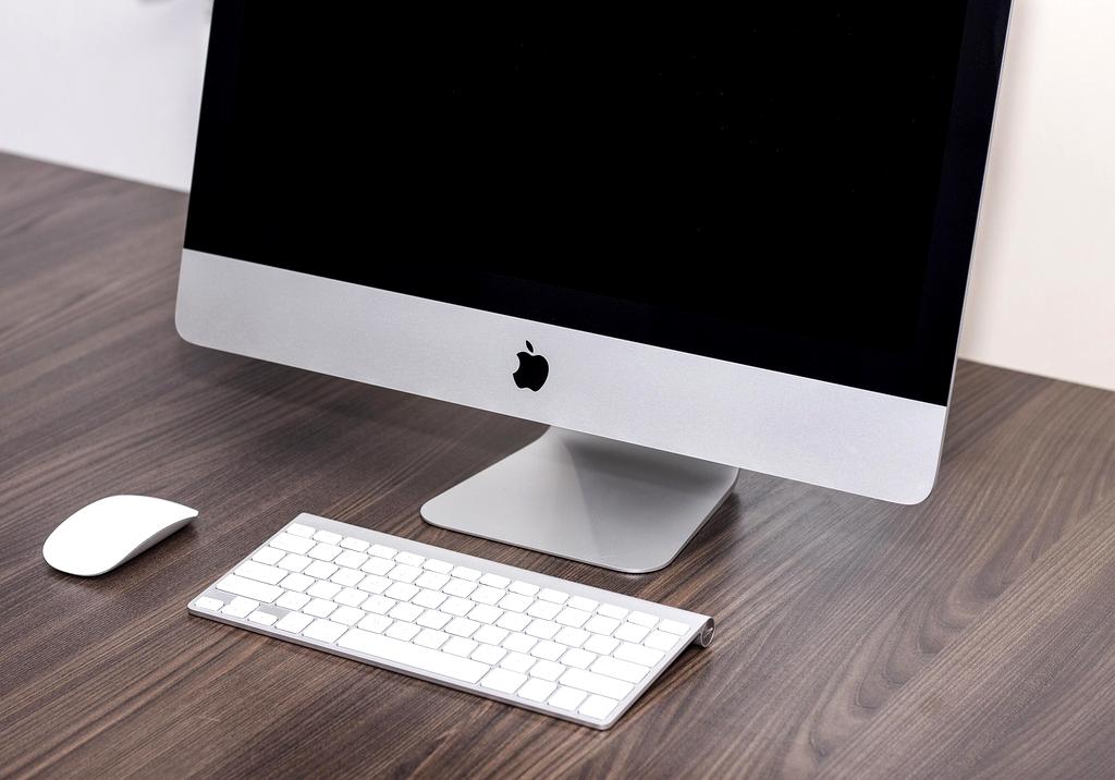 Computer hardware laboratory with advanced components