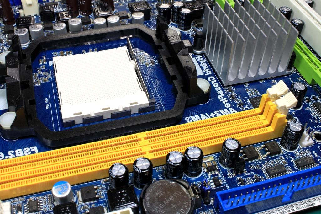 Advanced neural processing chip with AI acceleration cores